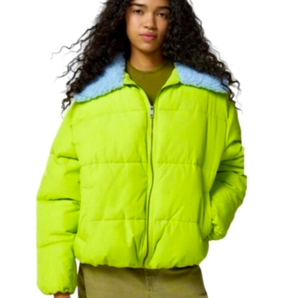 Urban Outfitters Oversized Jacket Women’s Size Small (NWOT)